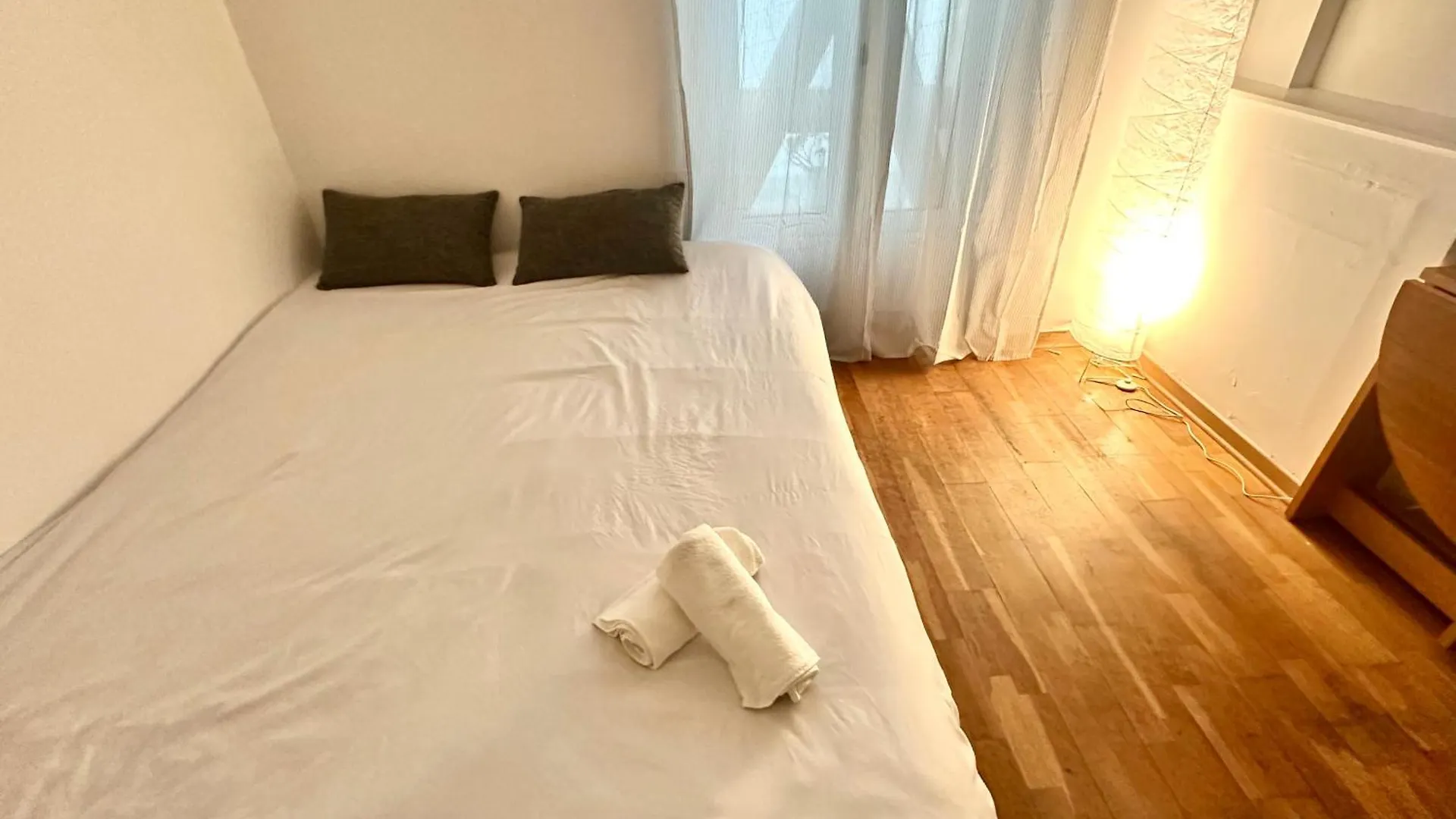 Bel Appartement Pres De La Place De La Republique Paris 0*,  France